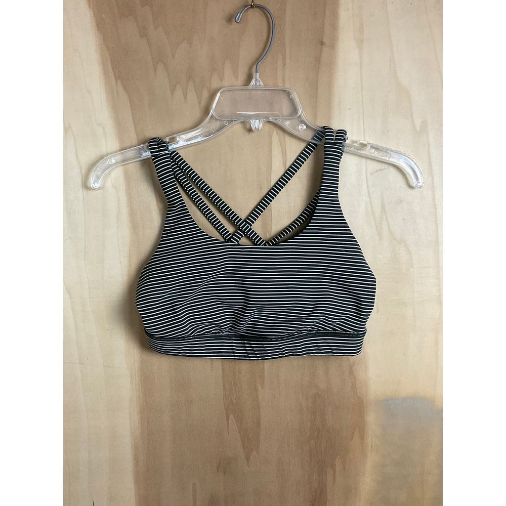 Lululemon Women's Crop Top‎ 6